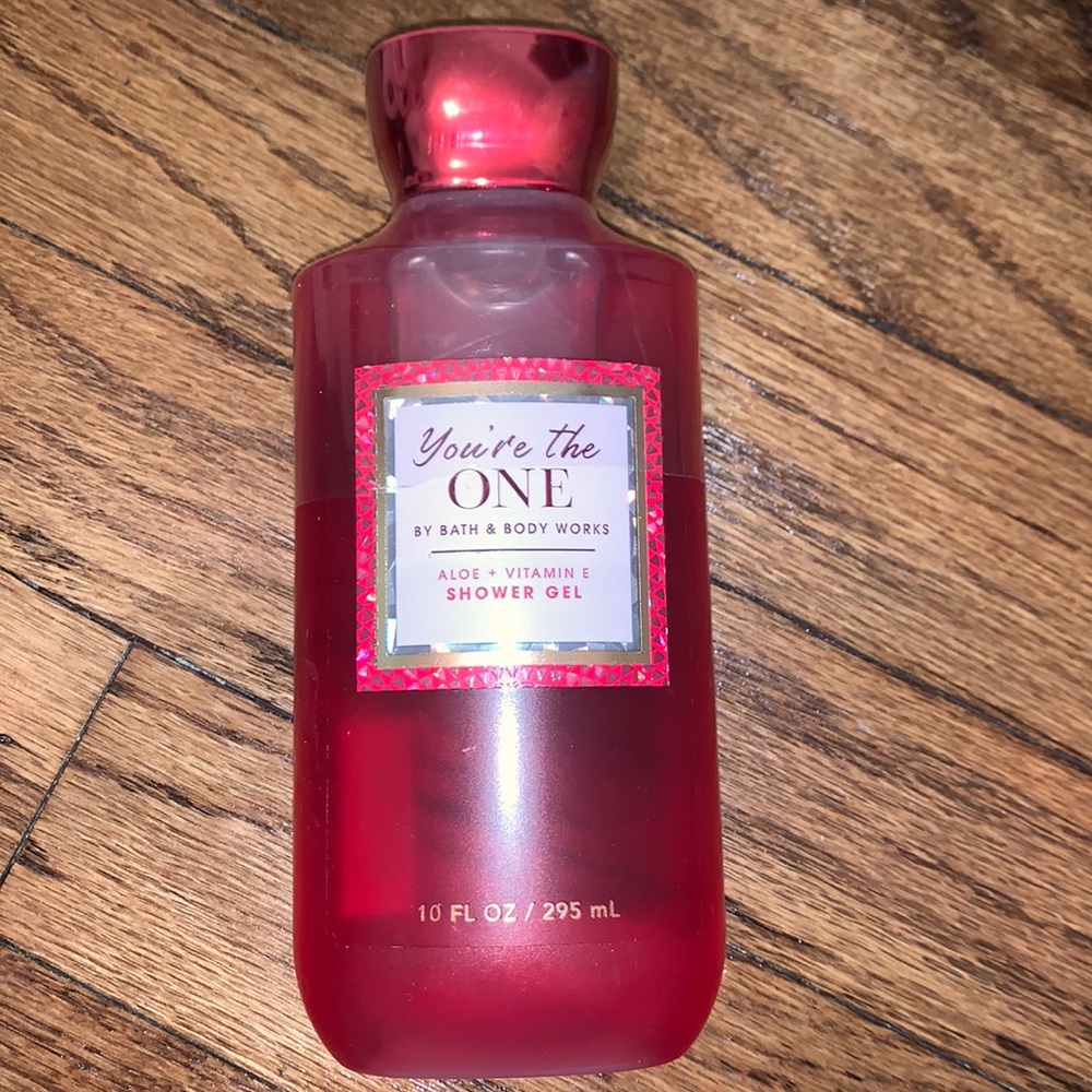 Bath & body works you’re the one shower gel 🌸